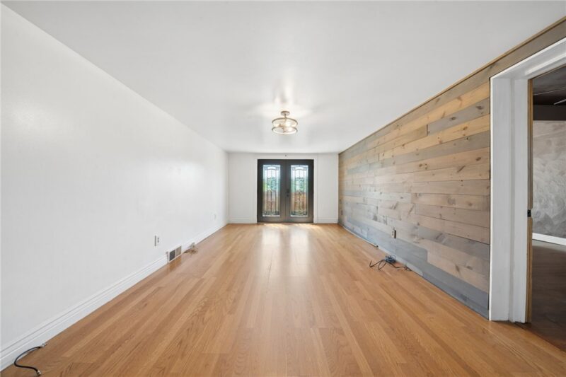 512 5TH STREET — photo 4