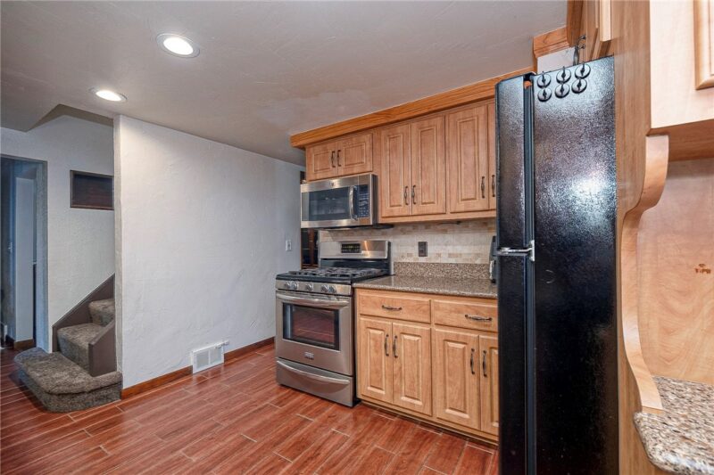 335 Liberty Ave — photo 7