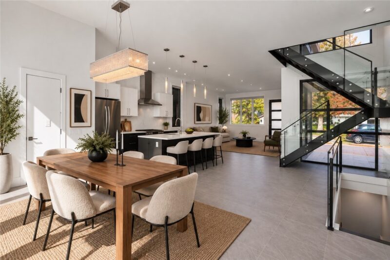 127 1/2 Banner Way — photo 3