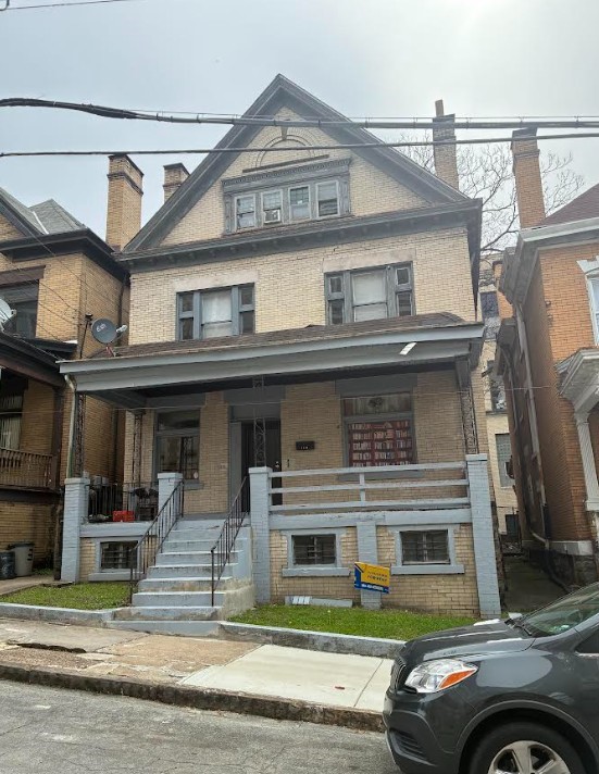 1110 Center — photo 1