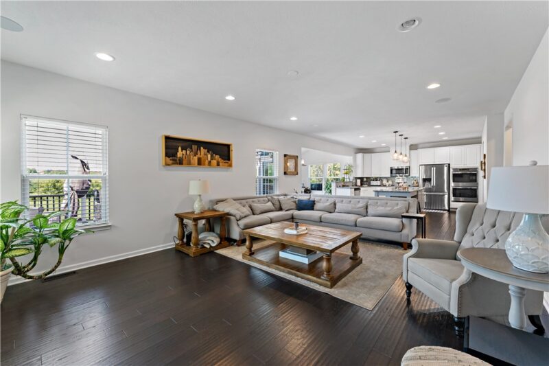 1017 Pinnacle Ct — photo 4