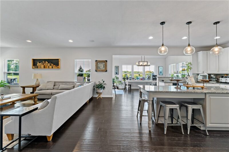 1017 Pinnacle Ct — photo 5