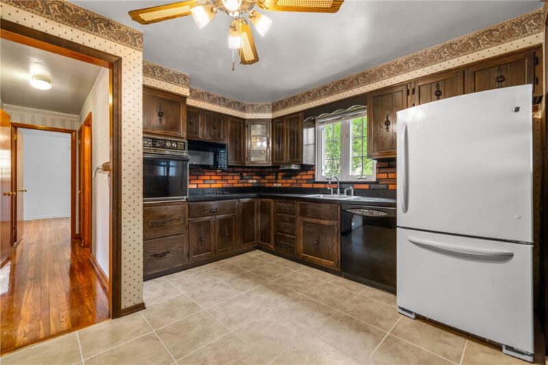 44 Hollow Haven Dr — photo 8