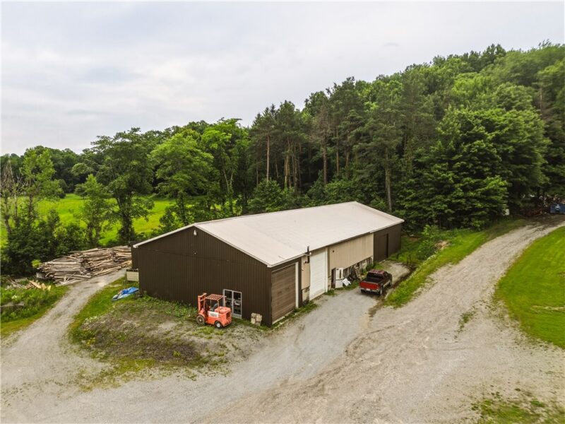 3210 State Route 31 — photo 2