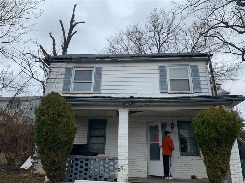 130 Fairview Ave — photo 2