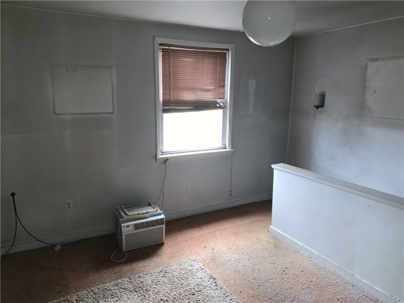 130 Fairview Ave — photo 7