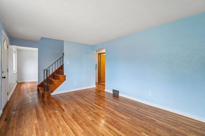 230 Calmar DRIVE — photo 8