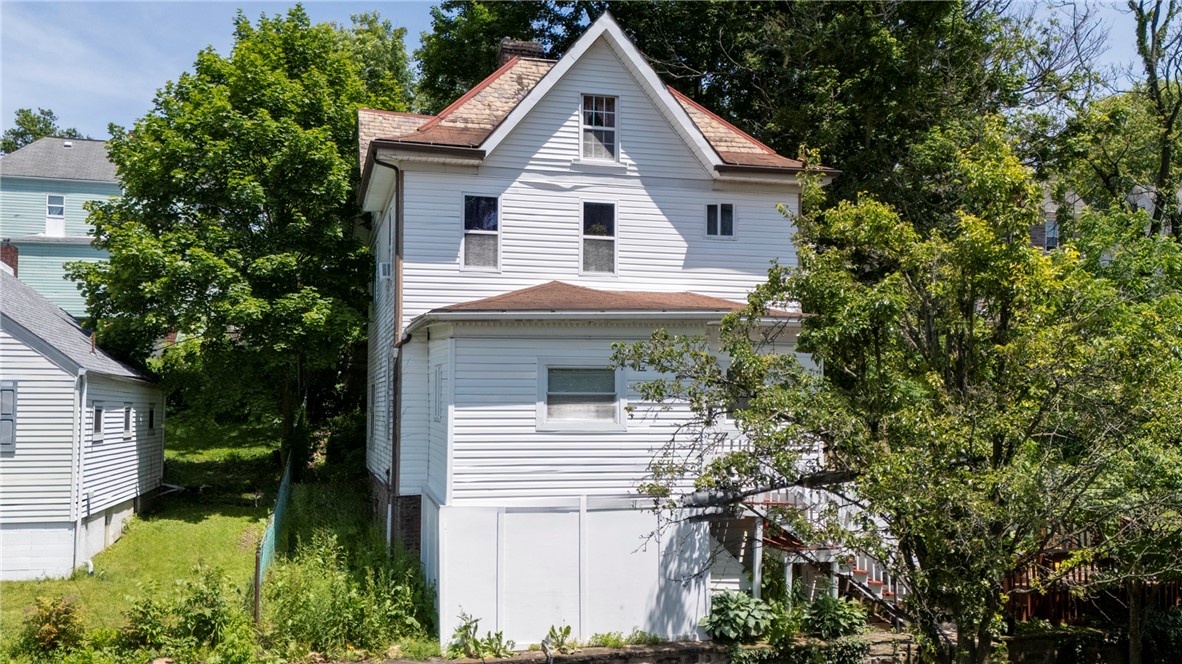 421 Harrison Ave. — photo 1