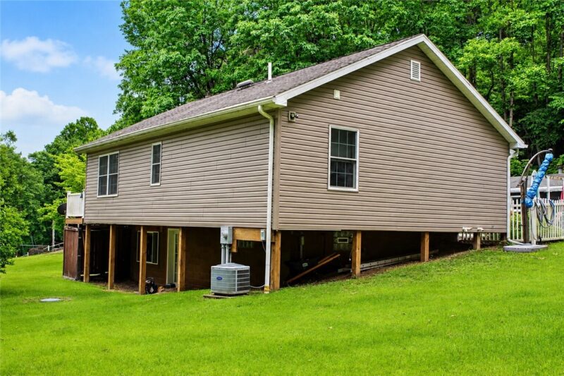 63 Pine Hill Rd — photo 2