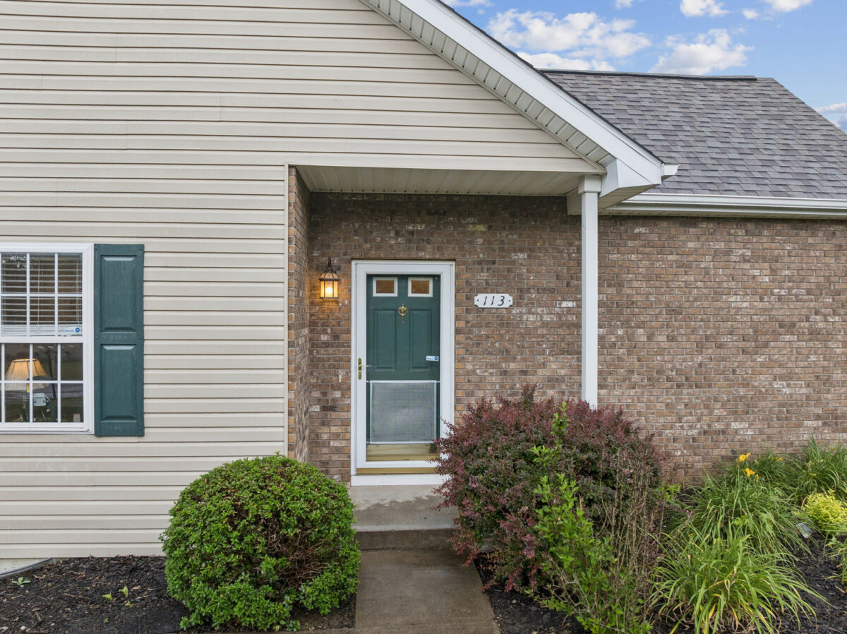 113 Clearwater DRIVE — photo 1