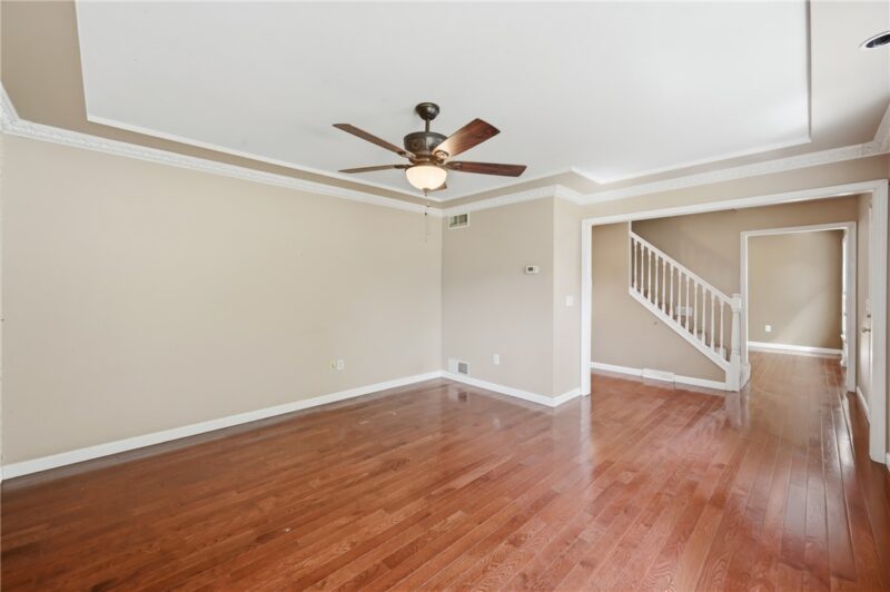 1720 Susan Ct — photo 5