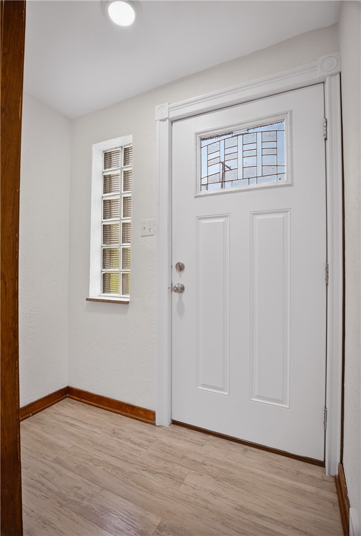 1309 Justine St — photo 4
