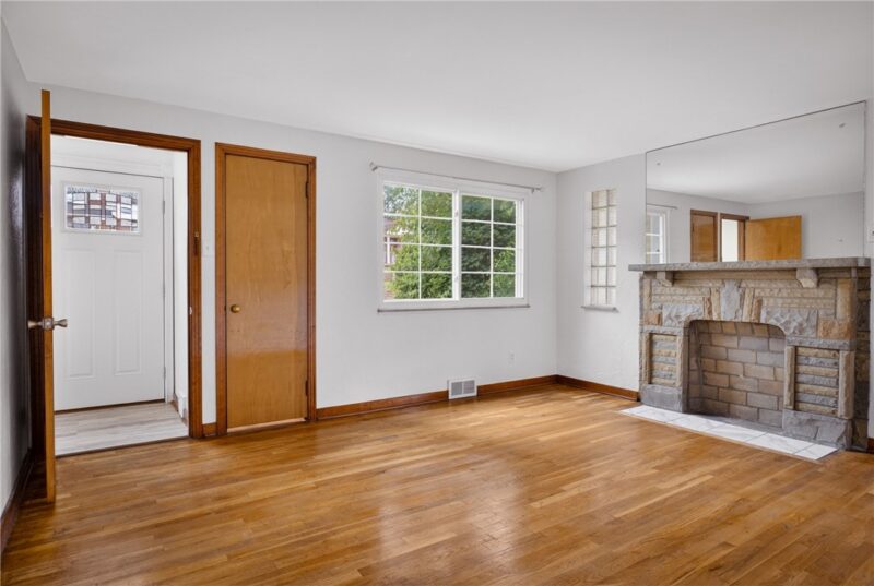 1309 Justine St — photo 7