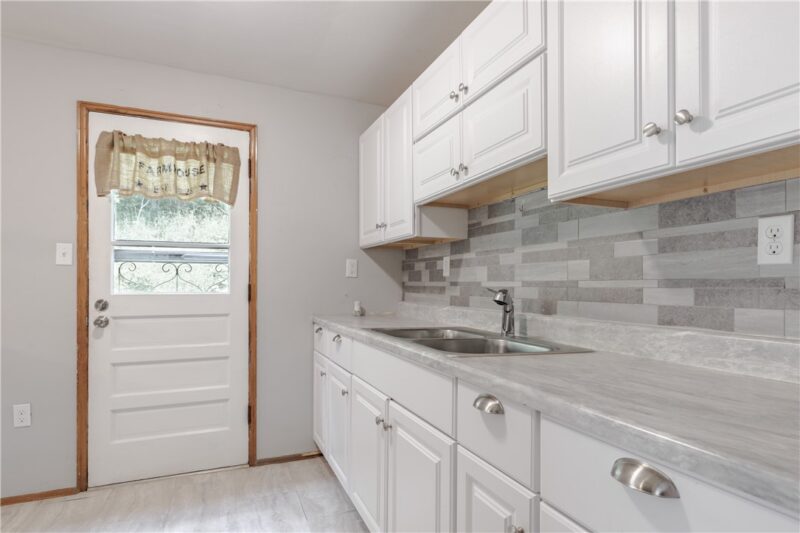 152 Black Hills Rd — photo 8