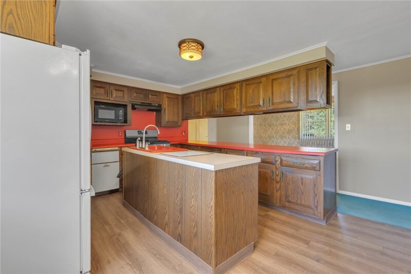 273 Fairview Rd — photo 7