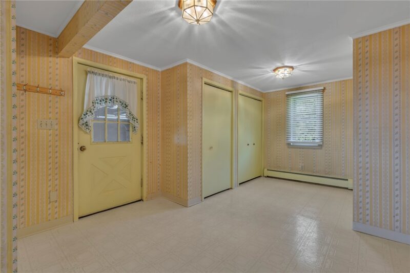 273 Fairview Rd — photo 8