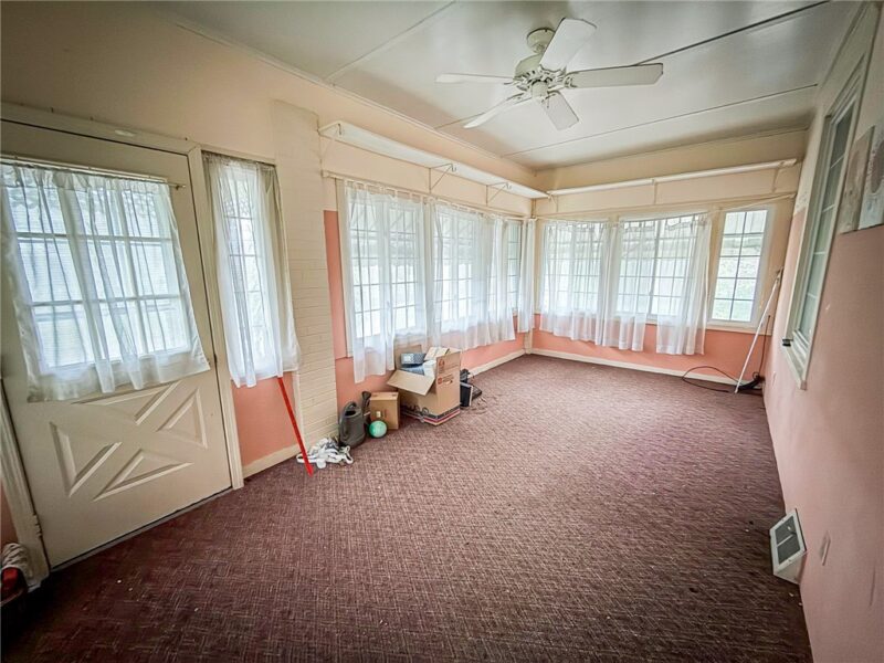 1523 Indiana Ave — photo 2
