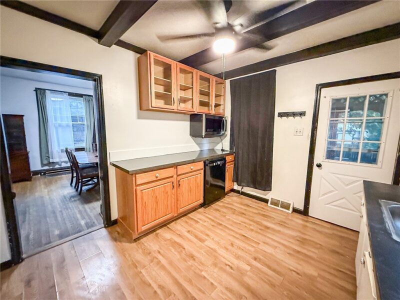 1523 Indiana Ave — photo 6