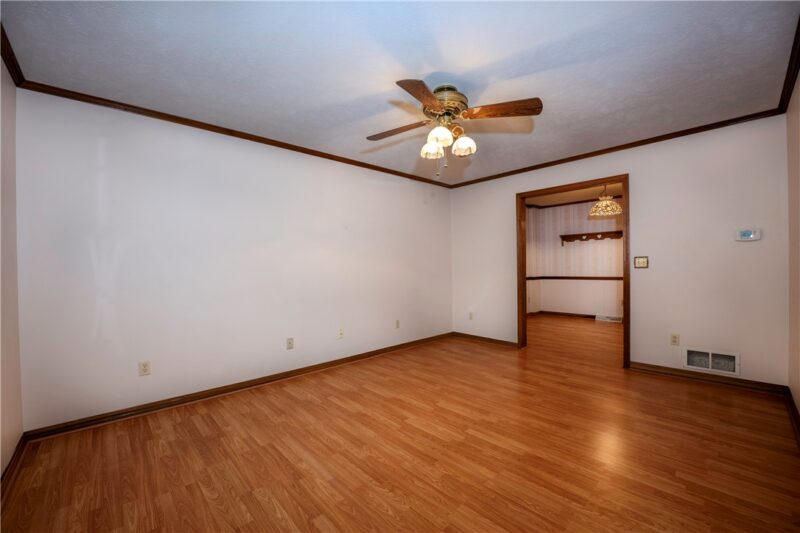 610 Eau Claire St — photo 6