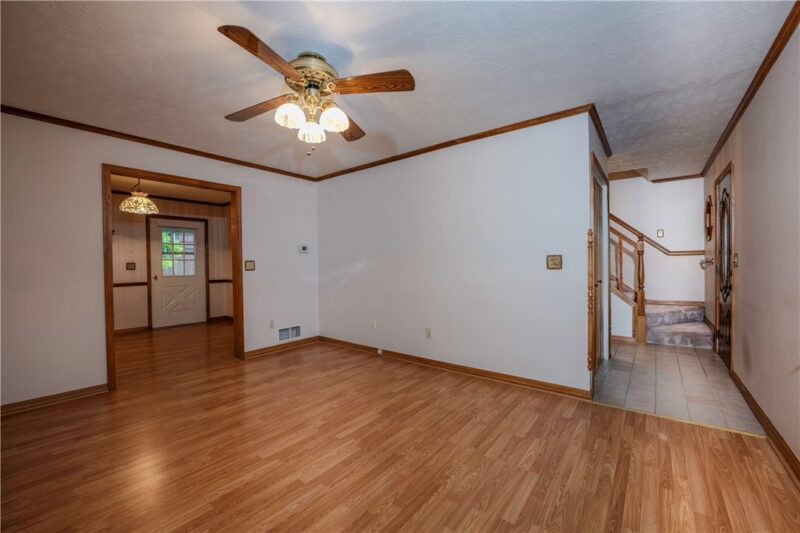 610 Eau Claire St — photo 7