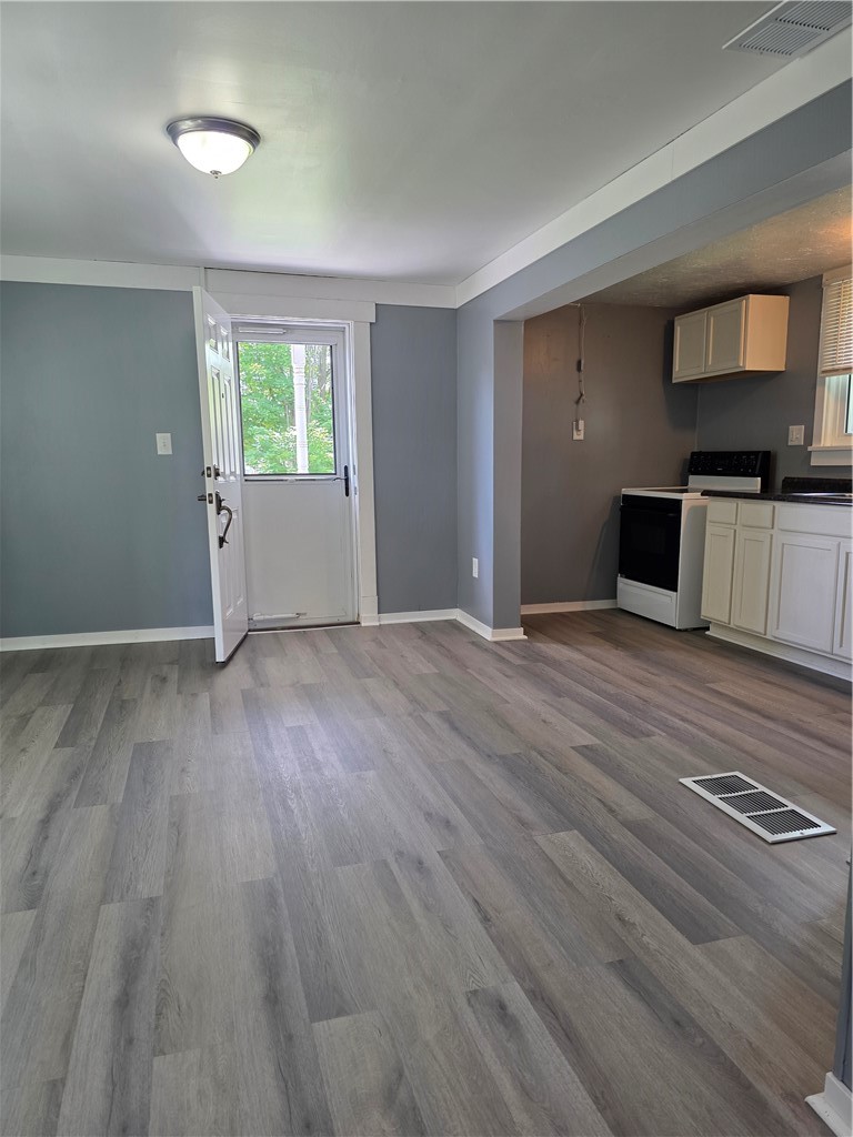 523 State Street — photo 7
