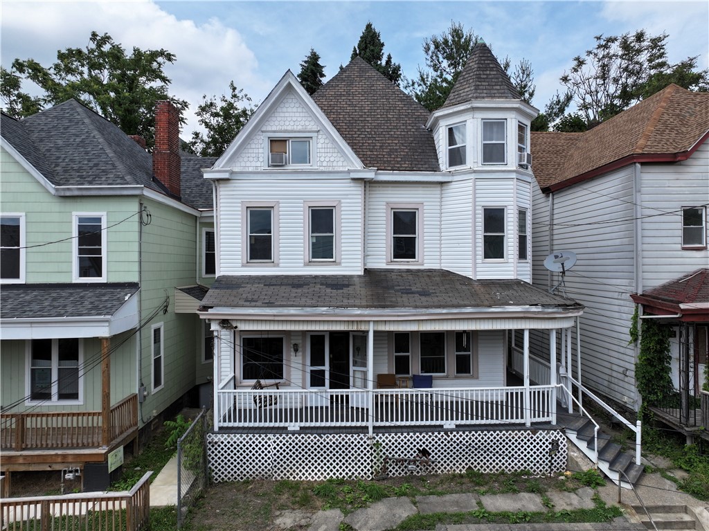 236 Kennedy Ave — photo 1