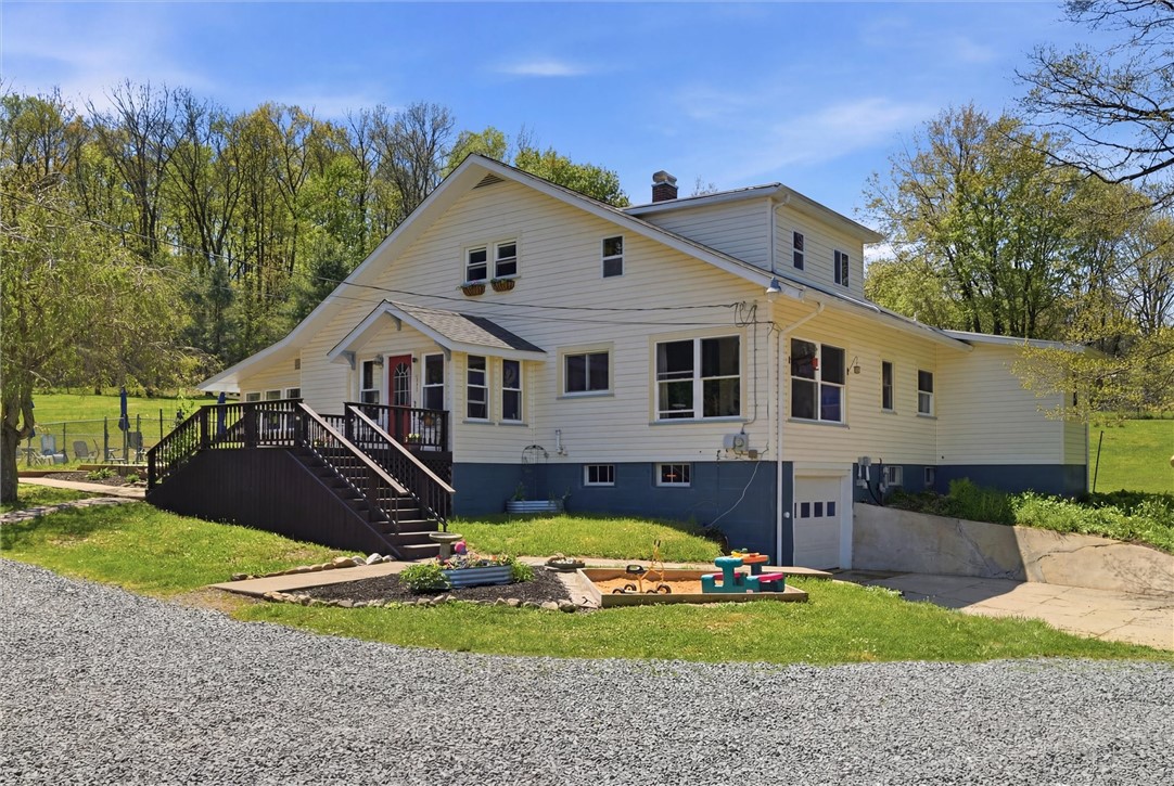 367-369 Buttermilk Hill Road — photo 1