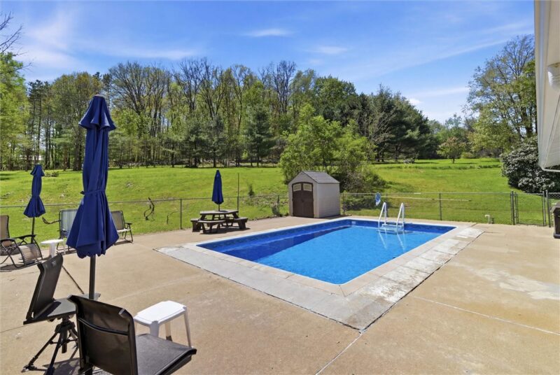 367-369 Buttermilk Hill Road — photo 8