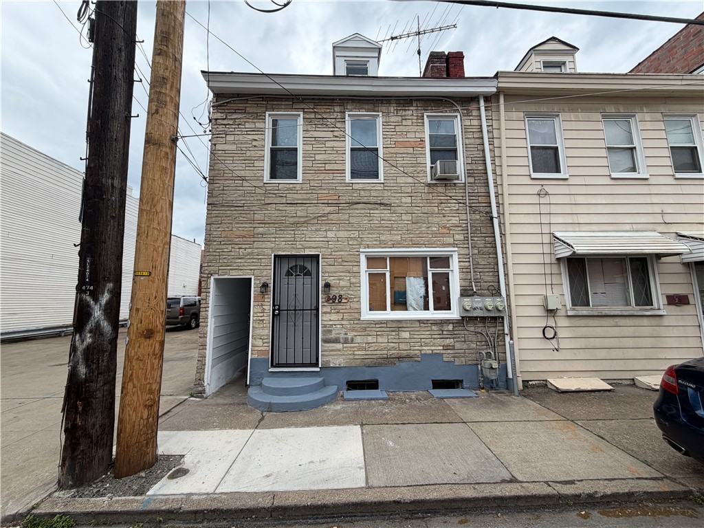 98 S 15th St — photo 1