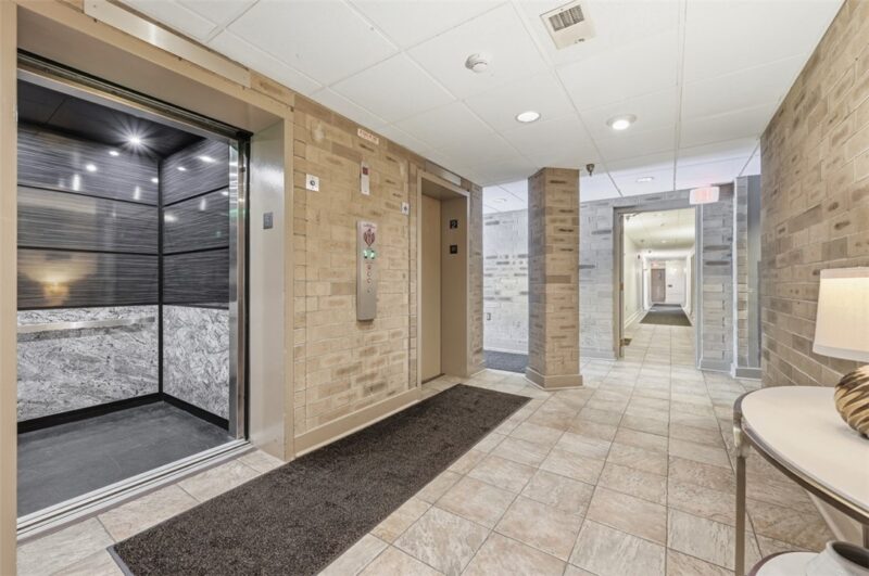 1400 Smokey Wood Dr 601 — photo 3