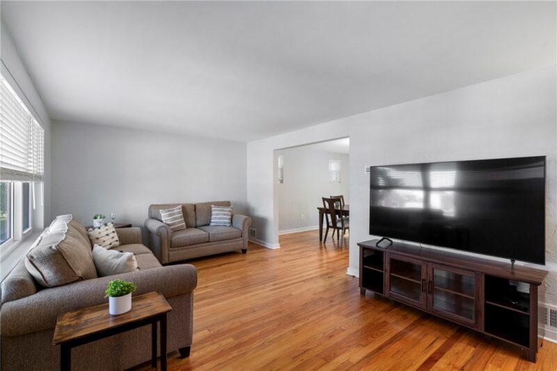 4311 Glen Lytle Rd — photo 4