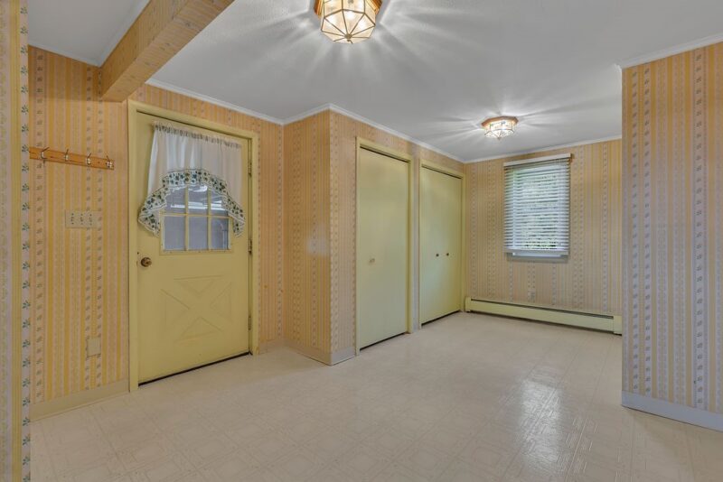 273 Fairview Rd — photo 8