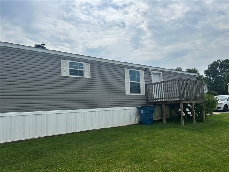 544 RENEE CIRCLE — photo 2