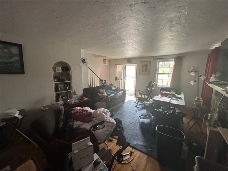 256 Duff Rd — photo 3
