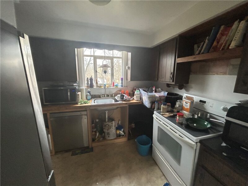 256 Duff Rd — photo 8
