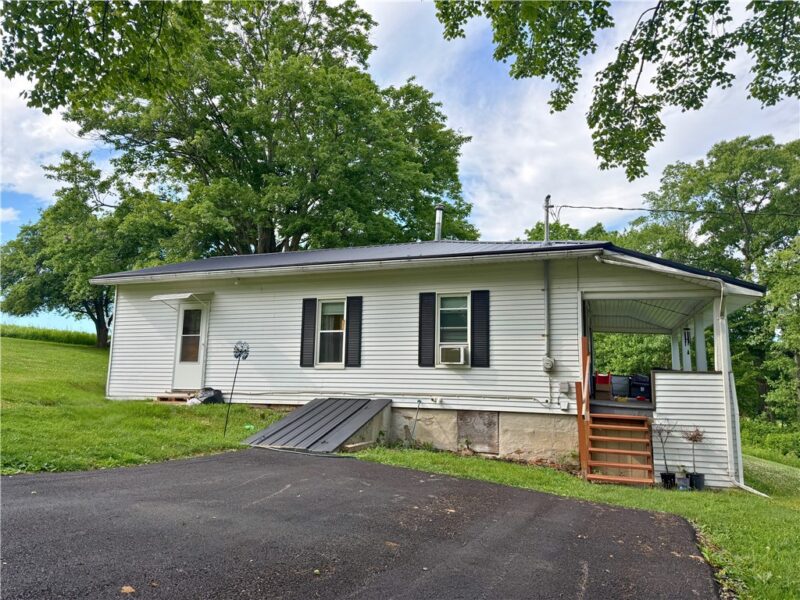 2141 Clintonville Road — photo 2