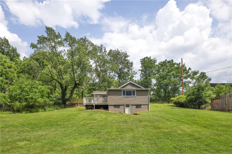 121 College Ave — photo 4