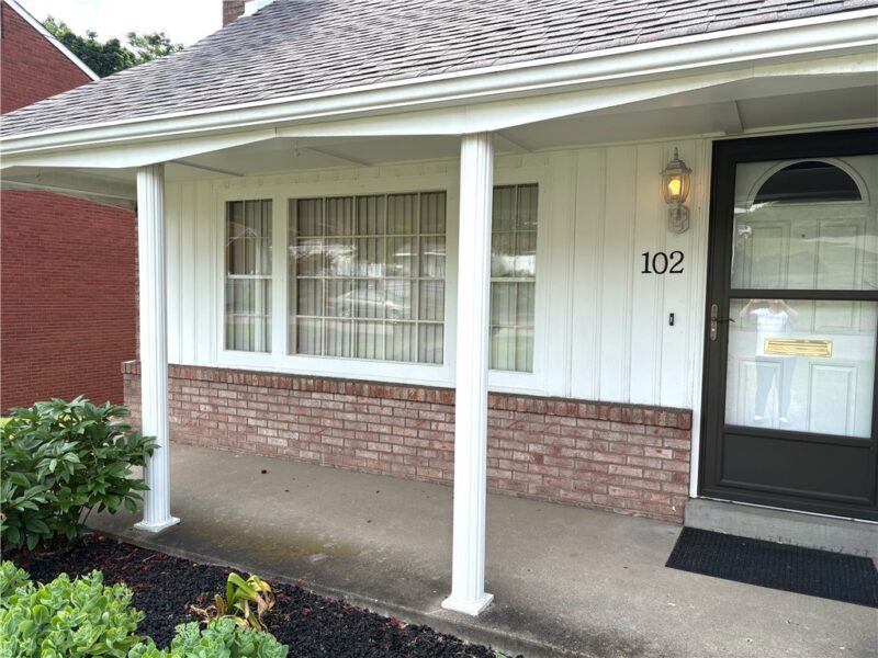102 Carnold Dr — photo 2