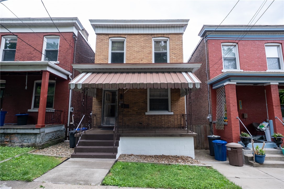 2045 VERONICA STREET — photo 1