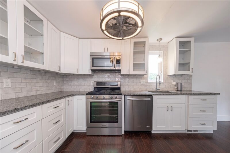 215 Houston Rd — photo 6