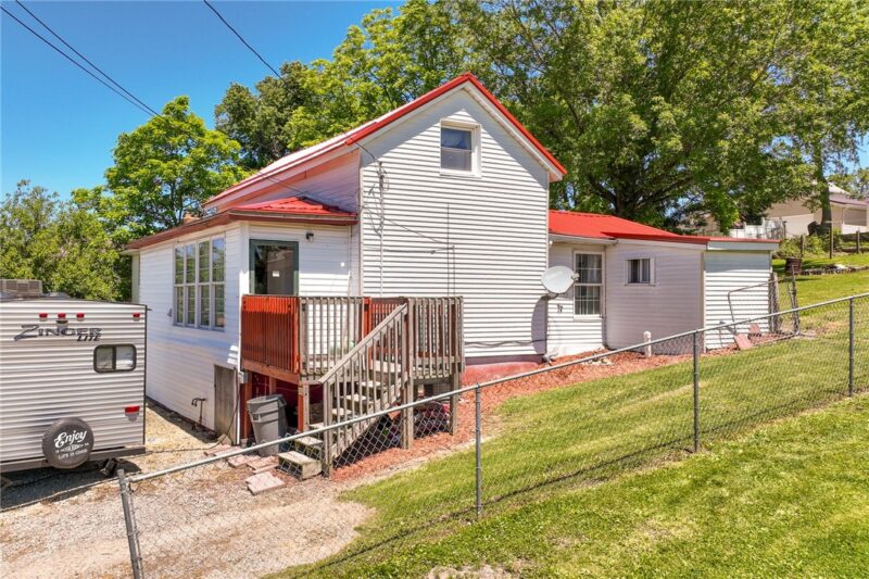 1407 Kirk St — photo 2