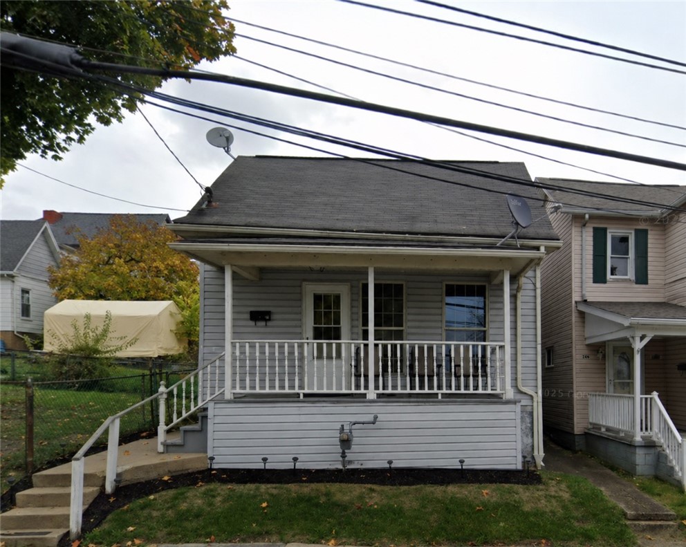 246 Burton Ave — photo 1