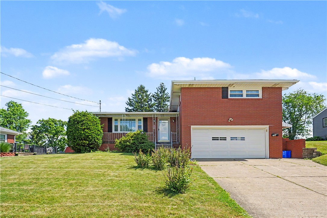2107 Lynwood Dr — photo 1