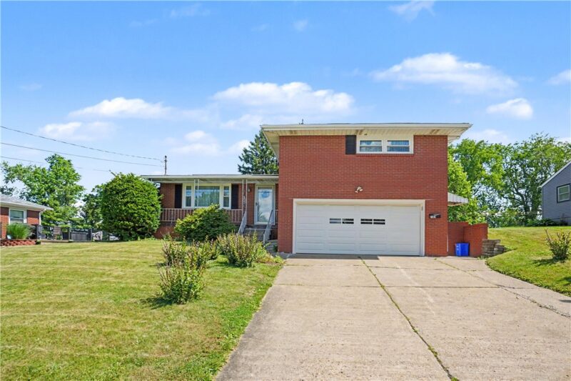 2107 Lynwood Dr — photo 2