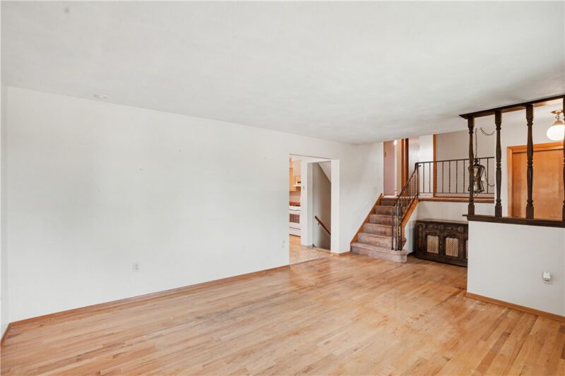 2107 Lynwood Dr — photo 6