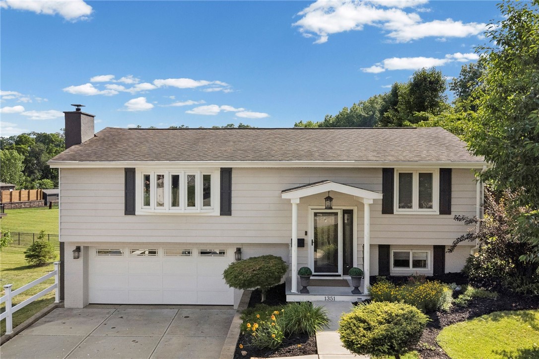 1351 Carnahan Rd — photo 1