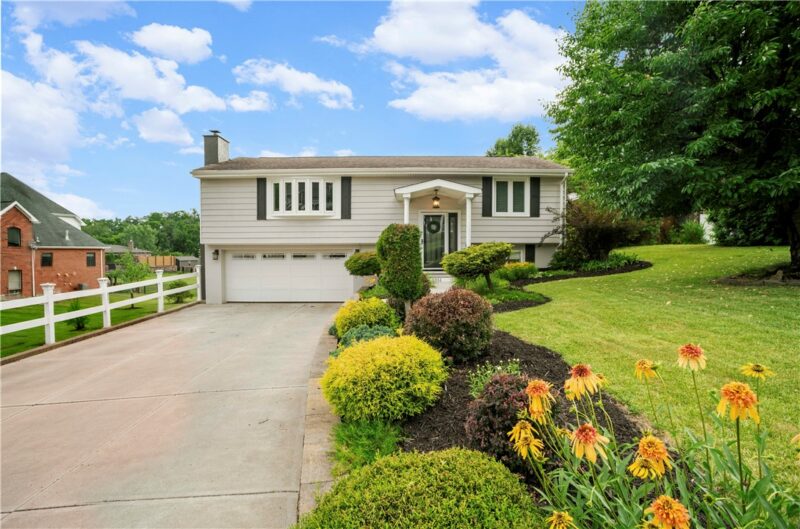 1351 Carnahan Rd — photo 2