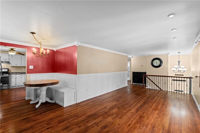 1351 Carnahan Rd — photo 4