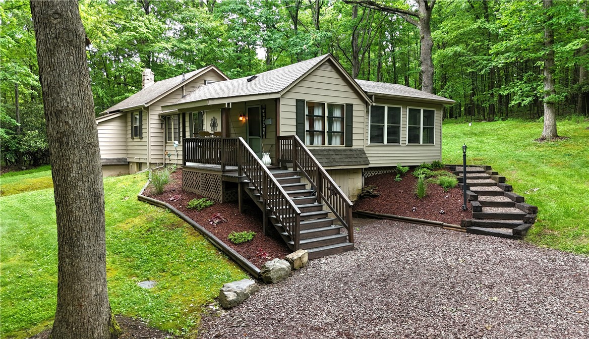 60 Nelson Rd — photo 1