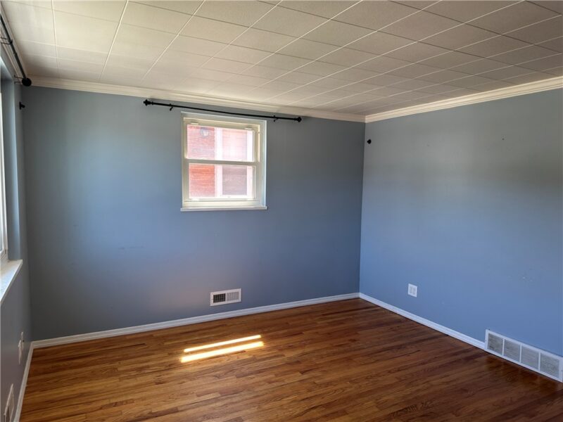 116 Knox St — photo 2